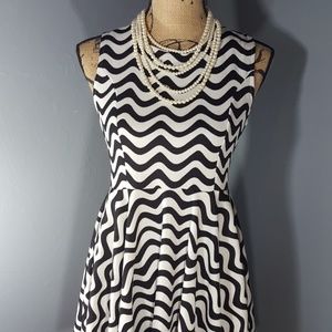 🔵 Heramay Wavy Chevron A-line  Dress